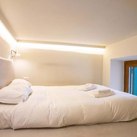 Cozy Nest With Terrace In Trastevere Rome Exterior photo